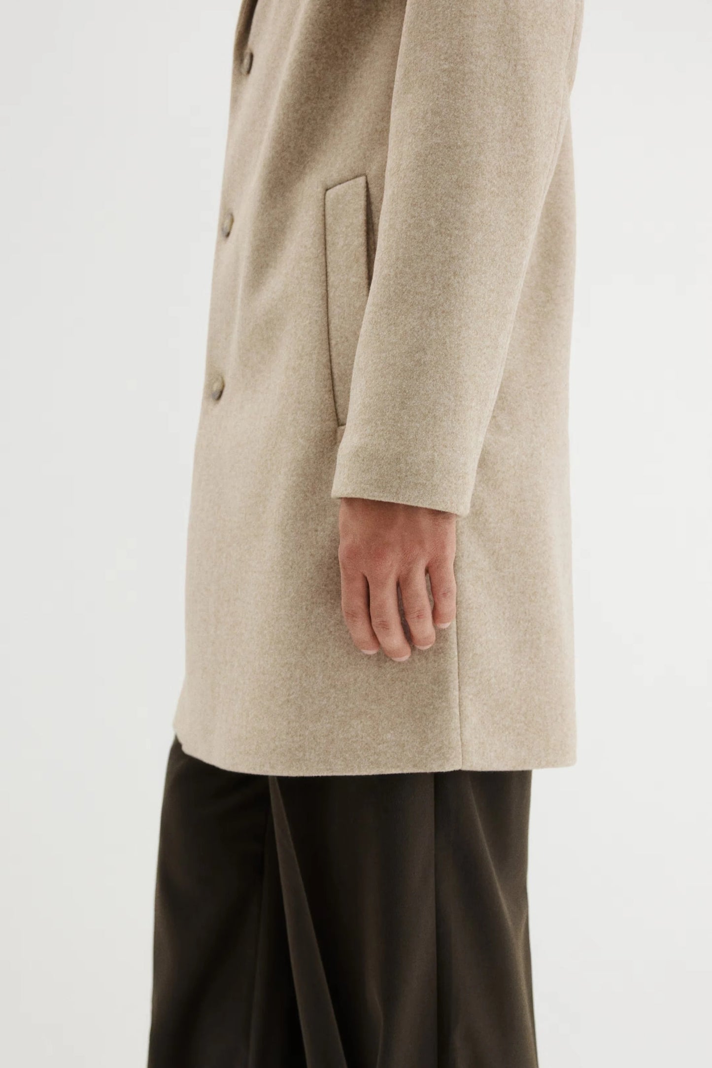 Wool-Blend Overcoat in Beige | Classic Tailored Winter Coat